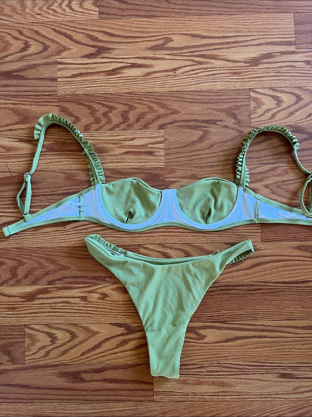 Zaful Olive Green Ribbed Ruffle Bikini Set - Picture 5 of 7